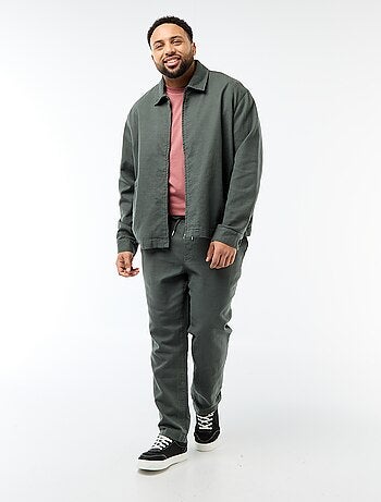 Chaqueta con cremallera y cuello camisero