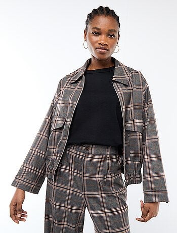 Chaqueta con cremallera y estampado de cuadros con bolsillo de parche