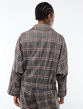 Chaqueta con cremallera y estampado de cuadros con bolsillo de parche