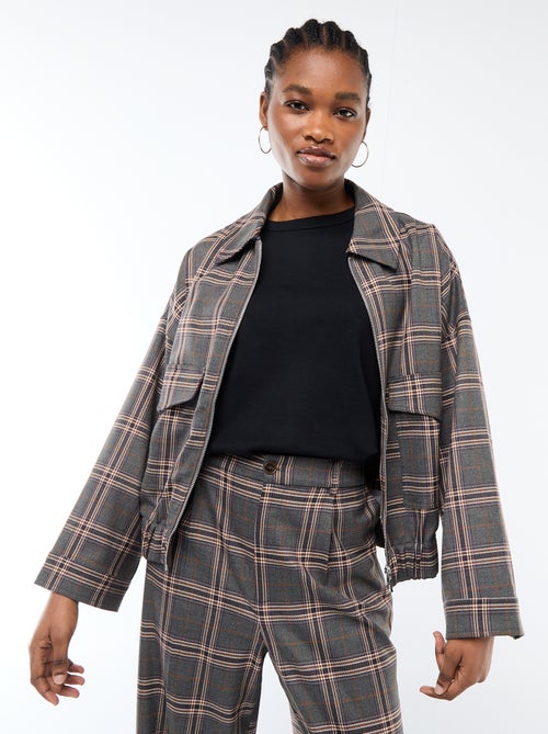 Chaqueta con cremallera y estampado de cuadros con bolsillo de parche - Kiabi