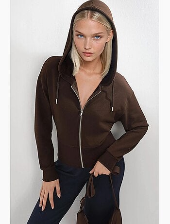 Chaqueta con cremallera y manga larga con capucha busem