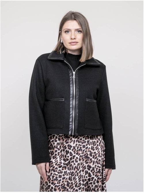 Chaqueta con detalles de similpiel UZELLE - Kiabi Chaqueta con detalles de similpiel UZELLE - Kiabi