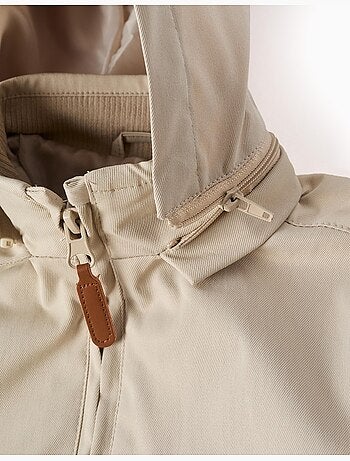 Chaqueta con forro y capucha desmontable