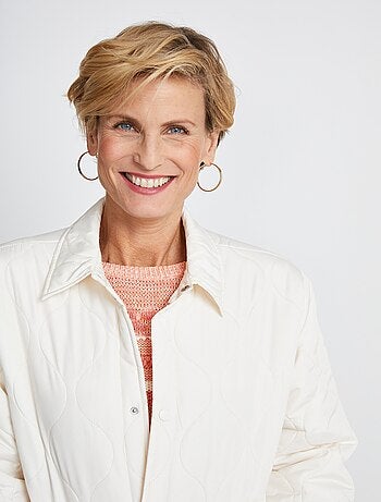 Chaqueta corta acolchada con botones automáticos - AFIBEL