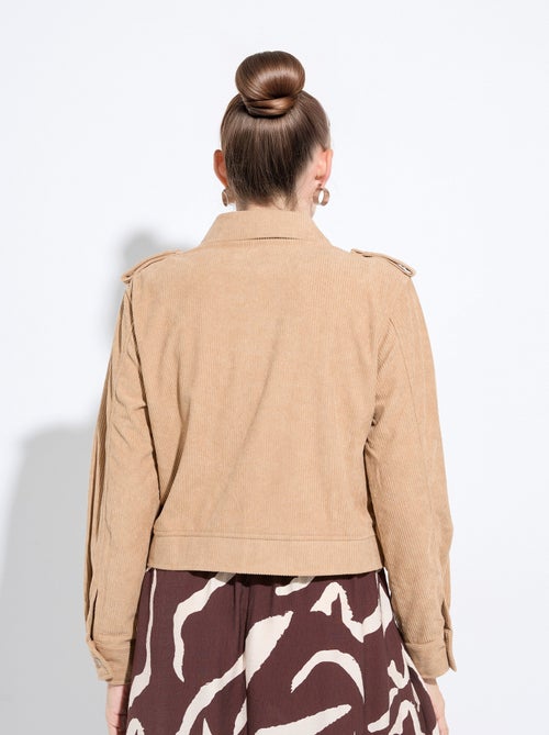 Chaqueta corta con cremallera en terciopelo acanalado grueso - AFIBEL - Kiabi Chaqueta corta con cremallera en terciopelo acanalado grueso - AFIBEL - Kiabi