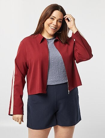 Chaqueta corta con cremallera y cuello de camisa
