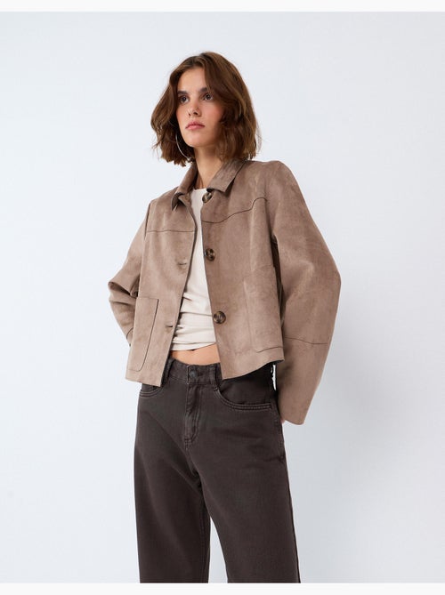 Chaqueta corta con efecto de ante, mo fashion - Kiabi Chaqueta corta con efecto de ante, mo fashion - Kiabi