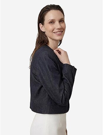 Chaqueta corta confeccionada con cierre de botones my fashion
