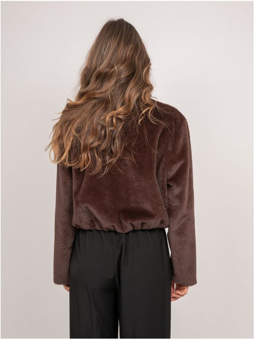 Chaqueta corta de pelo sintético con cremallera ulola - Kiabi Chaqueta corta de pelo sintético con cremallera ulola - Kiabi