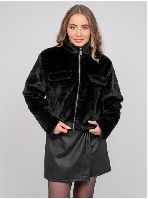 Chaqueta corta de pelo sintético con cremallera ulola - Kiabi Chaqueta corta de pelo sintético con cremallera ulola - Kiabi