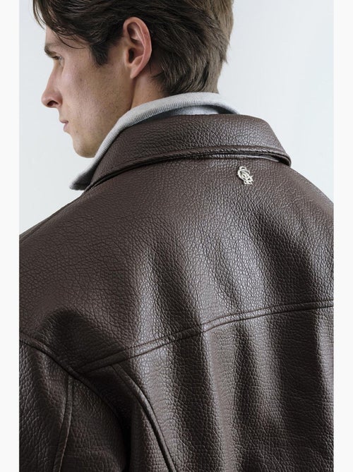 Chaqueta corta de polipiel con cremallera giesto - Kiabi Chaqueta corta de polipiel con cremallera giesto - Kiabi