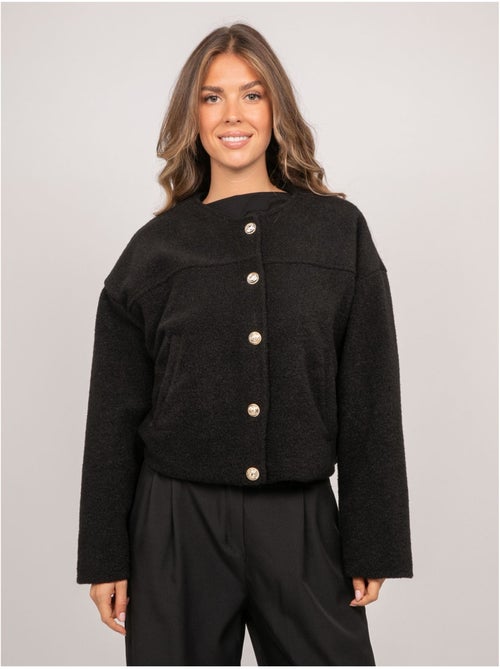 Chaqueta corta efecto lana con botones dorados uwari - Kiabi Chaqueta corta efecto lana con botones dorados uwari - Kiabi