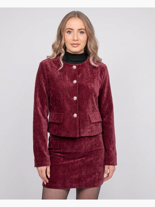 Chaqueta corta efecto terciopelo con botones joya uxelle - Kiabi Chaqueta corta efecto terciopelo con botones joya uxelle - Kiabi