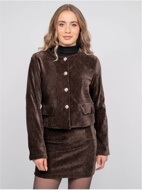 Chaqueta corta efecto terciopelo con botones joya uxelle - Kiabi Chaqueta corta efecto terciopelo con botones joya uxelle - Kiabi