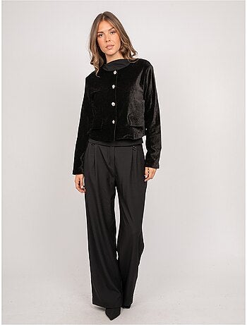Chaqueta corta efecto terciopelo con botones joya uxelle