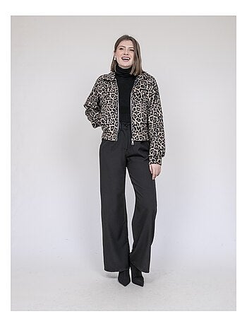 Chaqueta corta estampado leopardo UMADIE