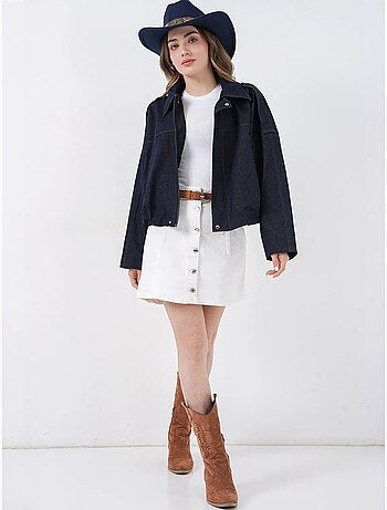 Chaqueta corta extragrande con cremallera y bolsillo bdart