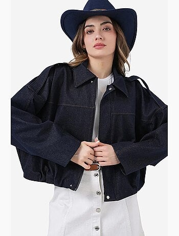 Chaqueta corta extragrande con cremallera y bolsillo bdart