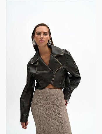 Chaqueta corta holgada de piel sintética desgastada mai mai studios