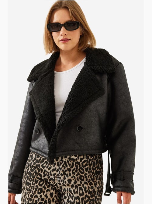 Chaqueta corta laminada con detalles aller lucci - Kiabi