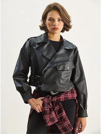 Chaqueta corta oversize de piel sintética lucci
