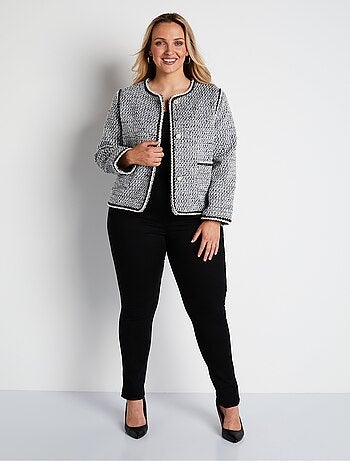 Chaqueta corta sin cuello en tejido efecto tweed