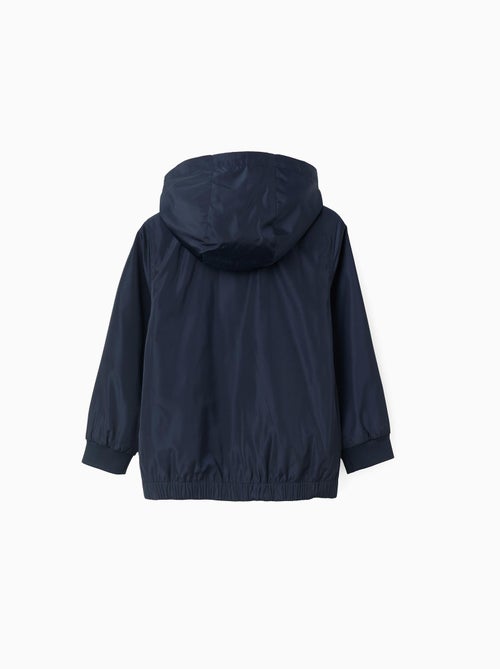 Chaqueta cortavientos con capucha desmontable - Kiabi