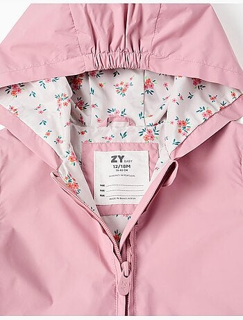 Chaqueta cortavientos con capucha y volantes