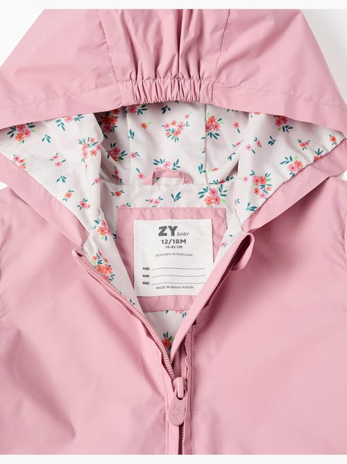 Chaqueta cortavientos con capucha y volantes - Kiabi