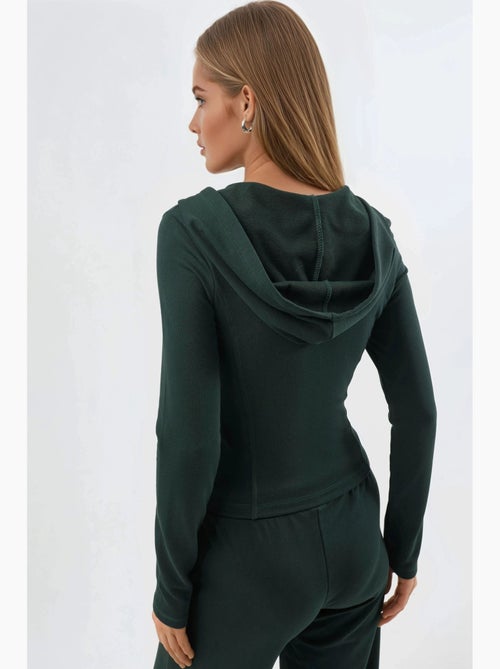 Chaqueta de algodón ajustada con capucha y cierre de cremallera busem - Kiabi Chaqueta de algodón ajustada con capucha y cierre de cremallera busem - Kiabi