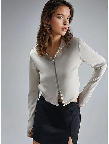 Chaqueta de corte regular con capucha y cremallera busem