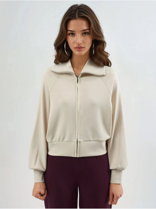 Chaqueta de corte relajado con cremallera y cuello de chaqueta busem - Kiabi Chaqueta de corte relajado con cremallera y cuello de chaqueta busem - Kiabi