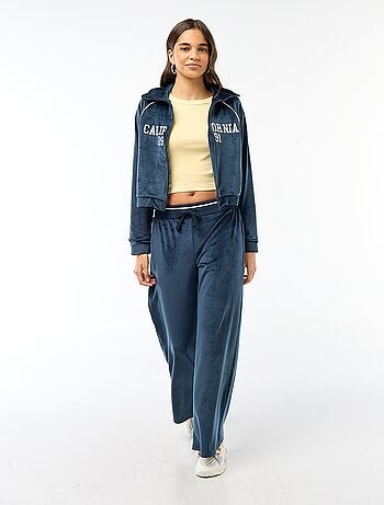 Chaqueta de cuello alto en terciopelo