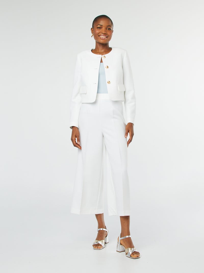 Chaqueta de de traje corta con botones dorados BLANCO - Kiabi