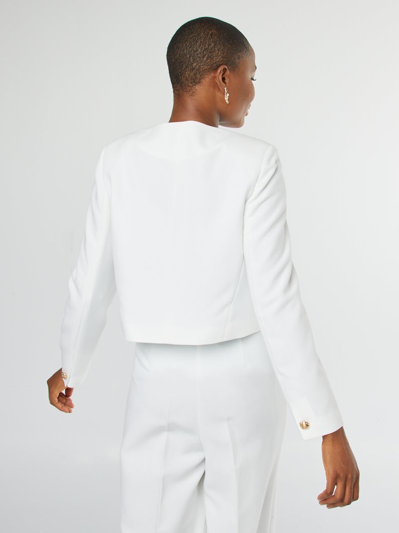 Chaqueta de de traje corta con botones dorados BLANCO - Kiabi
