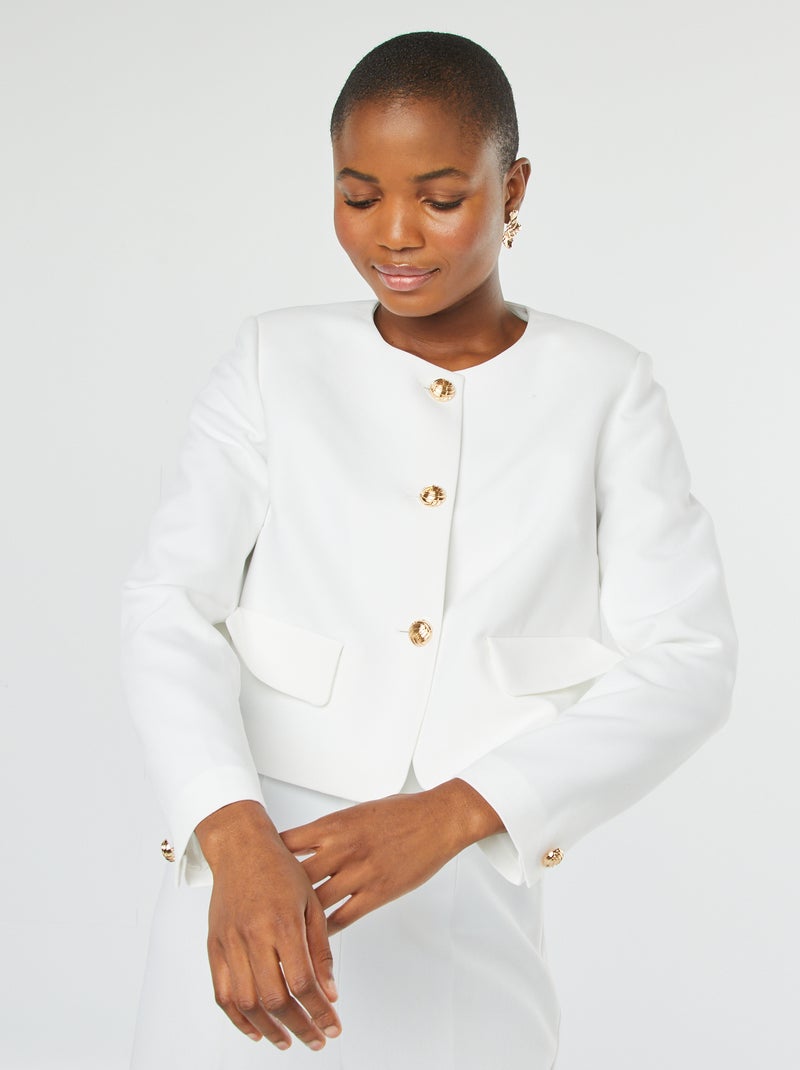 Chaqueta de de traje corta con botones dorados BLANCO - Kiabi