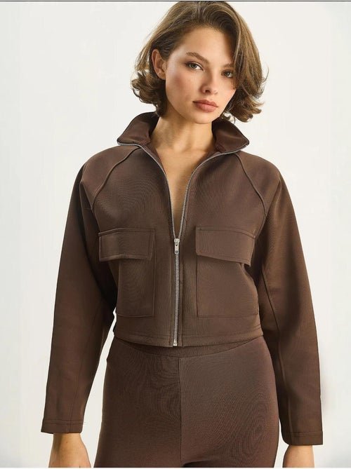 Chaqueta de gabardina con cuello de camisa y bolsillos lucci - Kiabi Chaqueta de gabardina con cuello de camisa y bolsillos lucci - Kiabi
