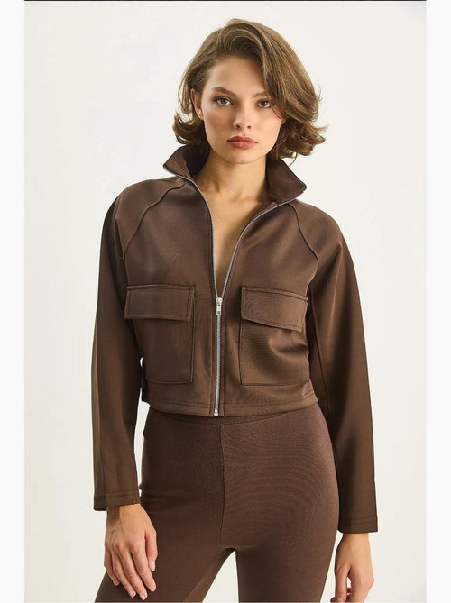 Chaqueta de gabardina con cuello de camisa y bolsillos lucci - Kiabi Chaqueta de gabardina con cuello de camisa y bolsillos lucci - Kiabi