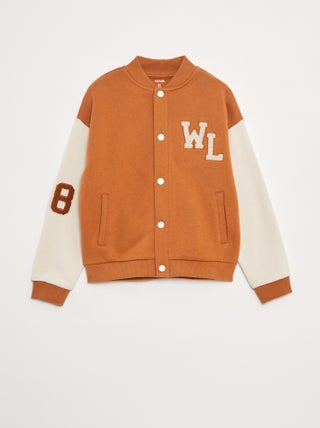 Chaqueta de inspiración universidad americana