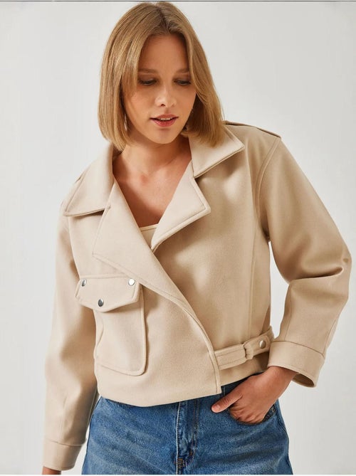 Chaqueta de lana con detalle de un solo bolsillo de bianco lucci - Kiabi Chaqueta de lana con detalle de un solo bolsillo de bianco lucci - Kiabi