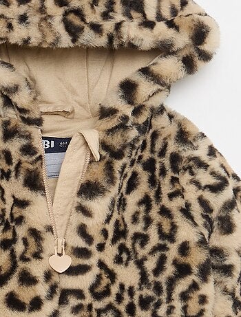 Chaqueta de pelo sintético con capucha