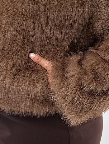 Chaqueta de pelo sintético