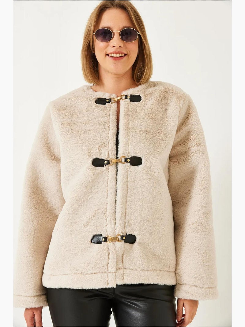 Chaqueta de pelo sintético sin cuello con cierres de alamar lucci Beige arcilla - Kiabi