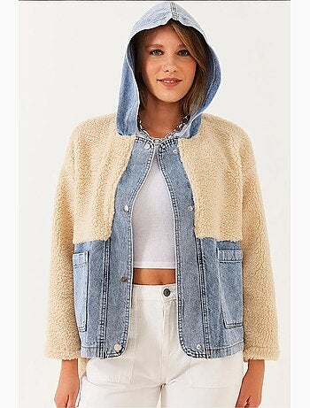 Chaqueta de piel sintética con capucha y detalles vaqueros lucci