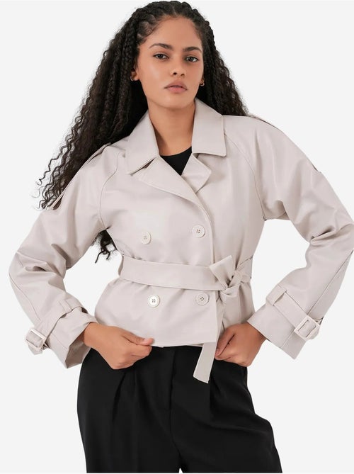 Chaqueta de piel sintética con cinturón bdart - Kiabi Chaqueta de piel sintética con cinturón bdart - Kiabi