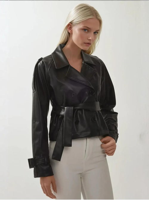 Chaqueta de piel sintética con cinturón bdart - Kiabi Chaqueta de piel sintética con cinturón bdart - Kiabi
