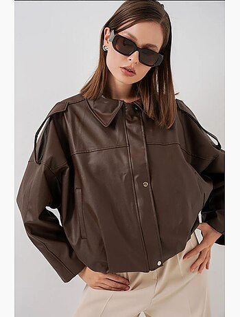 Chaqueta de piel sintética con cremallera y cuello camisero bdart