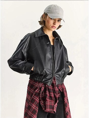 Chaqueta de piel sintética de corte relajado con cremallera y bolsillos lucci