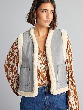 Chaqueta efecto borreguito
