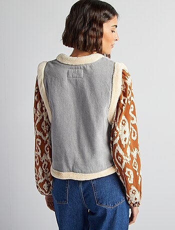 Chaqueta efecto borreguito